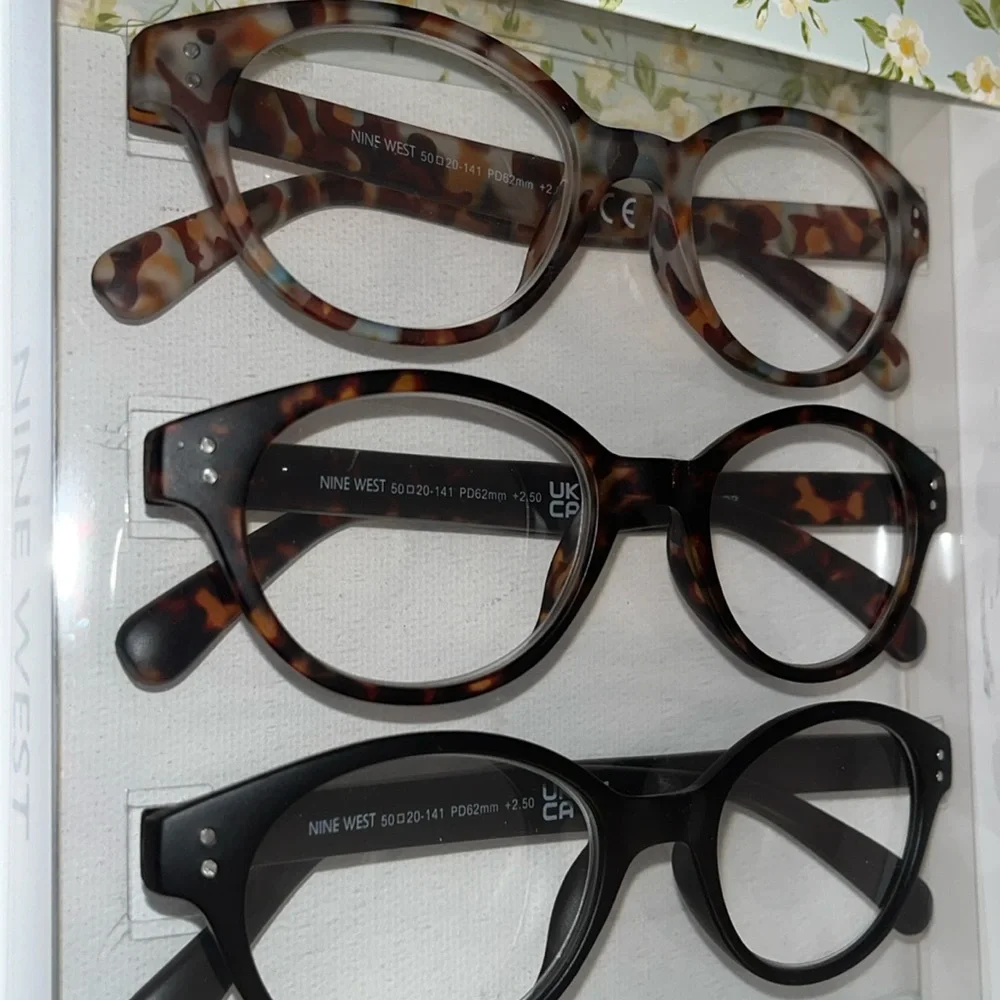 2.50 Nine West 3 pair pack  women’s reading glasses oval  animal print +2.50